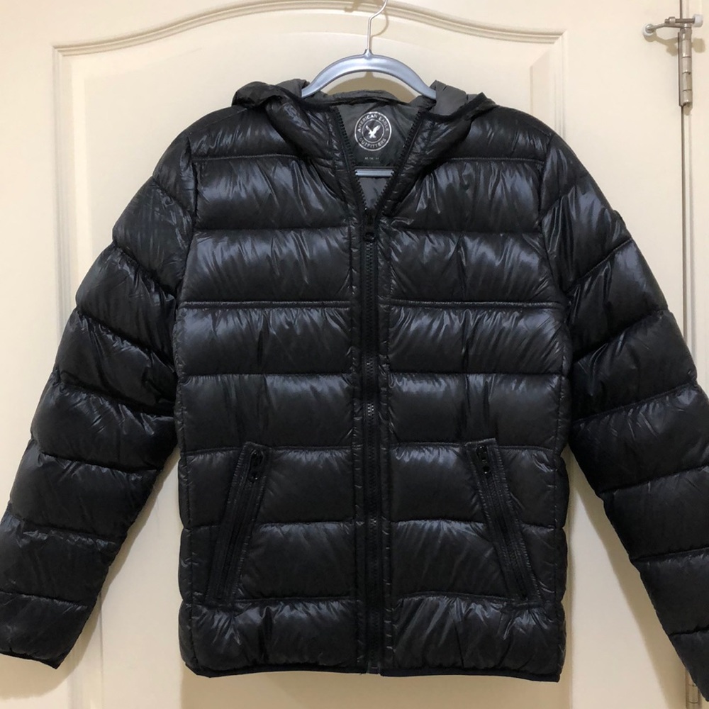 AMERICAN EAGLE PUFFER JACKET SIZE M. NWOT